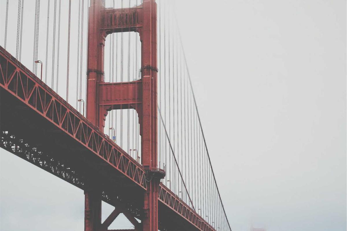 modular booth for product launches, modern conference setting, product display